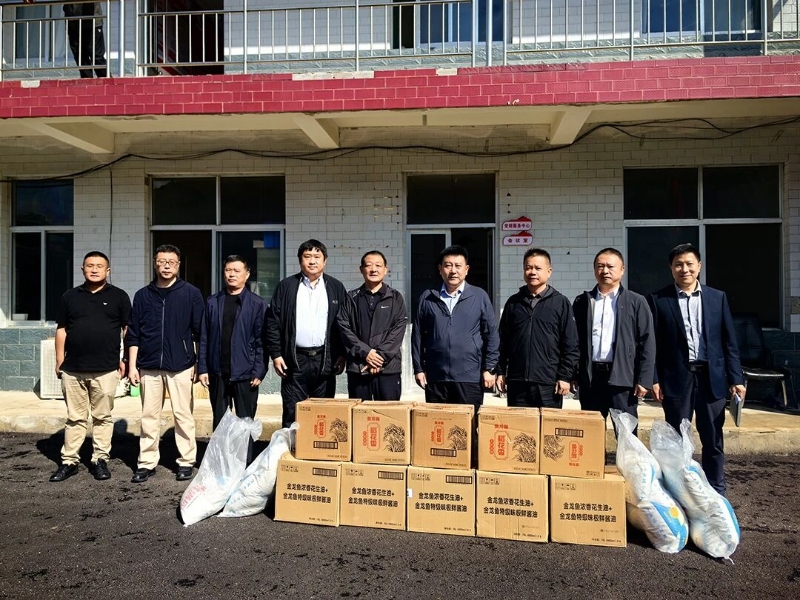 市商务局开展中秋节走访慰问活动